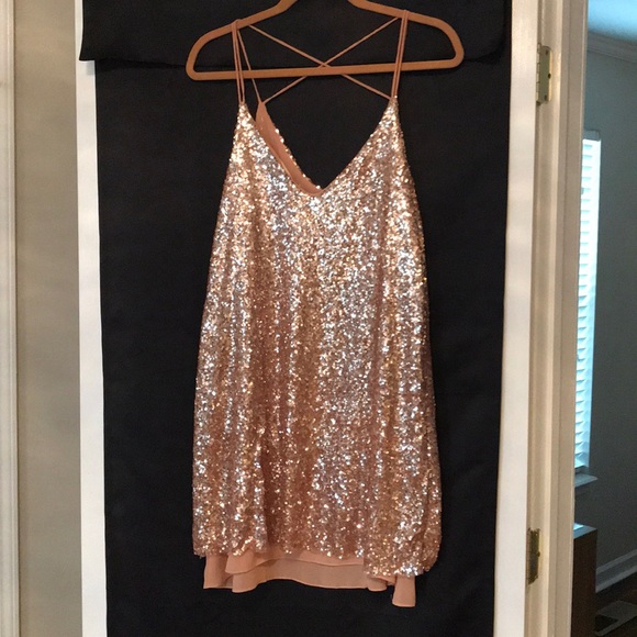 molly green Dresses & Skirts - Champagne pink glitter sequin shift dress
